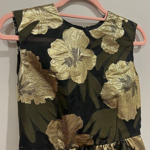 P.A.R.O.S.H. Black Gold Metallic Jacquard Sleeveless Peplum Top Size Small - Picture 5 of 7